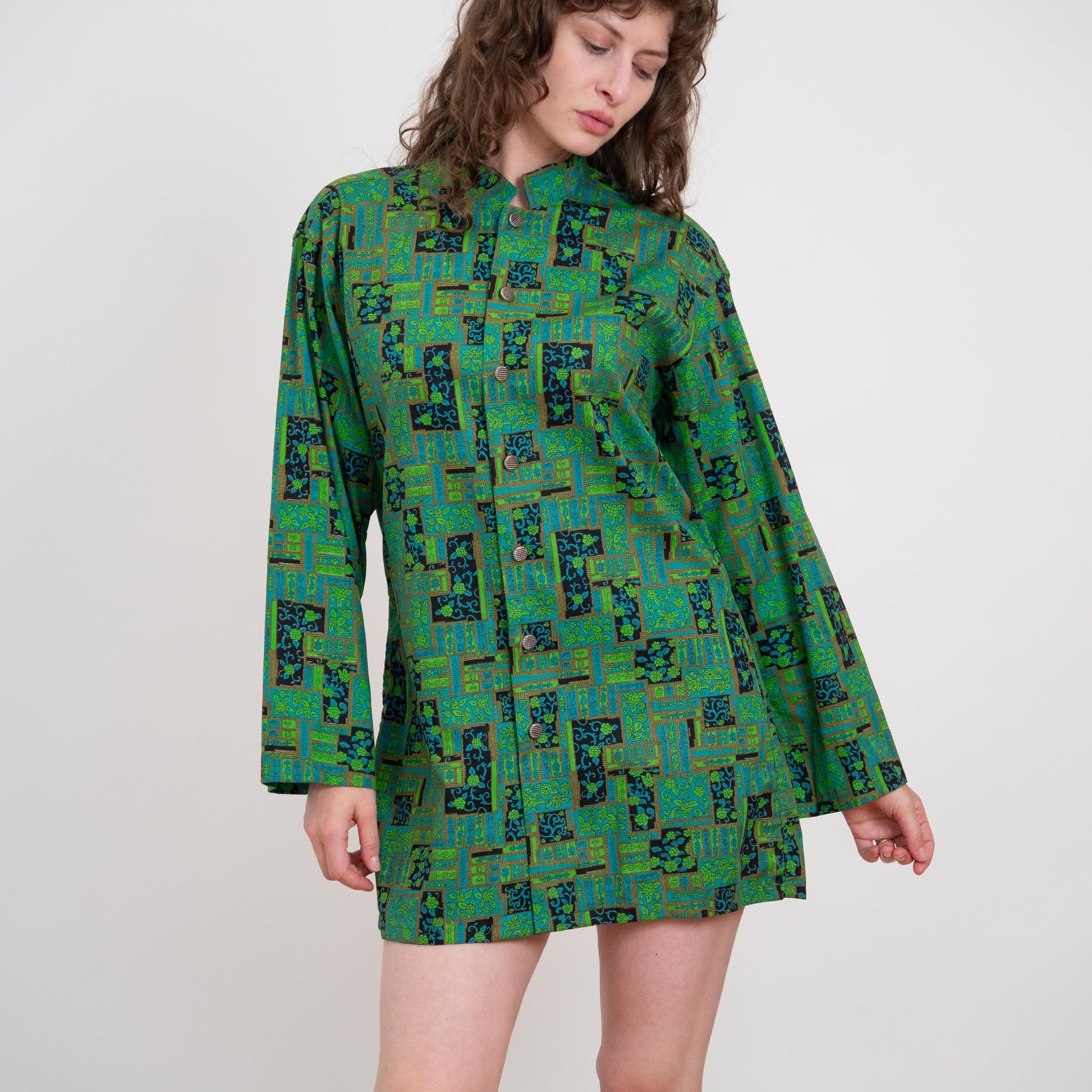 Vintage 60s Green Batik Floral Tunic Top - Men's Medium, Women's Large | Nehru Collar Long Sleeve Shirt