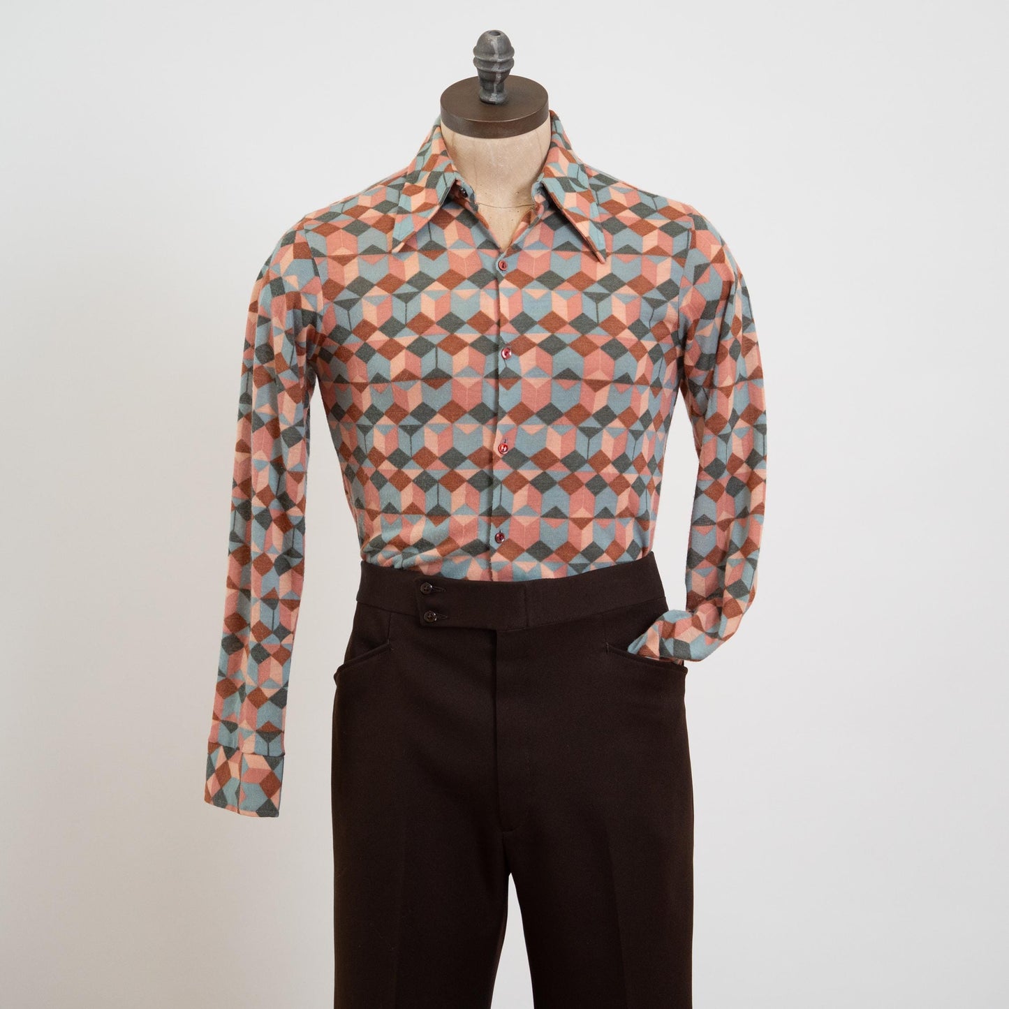 Vintage 70s Geometric Op Art Novelty Print Disco Shirt - Small | Long Sleeve Collared Knit Button Up Shirt