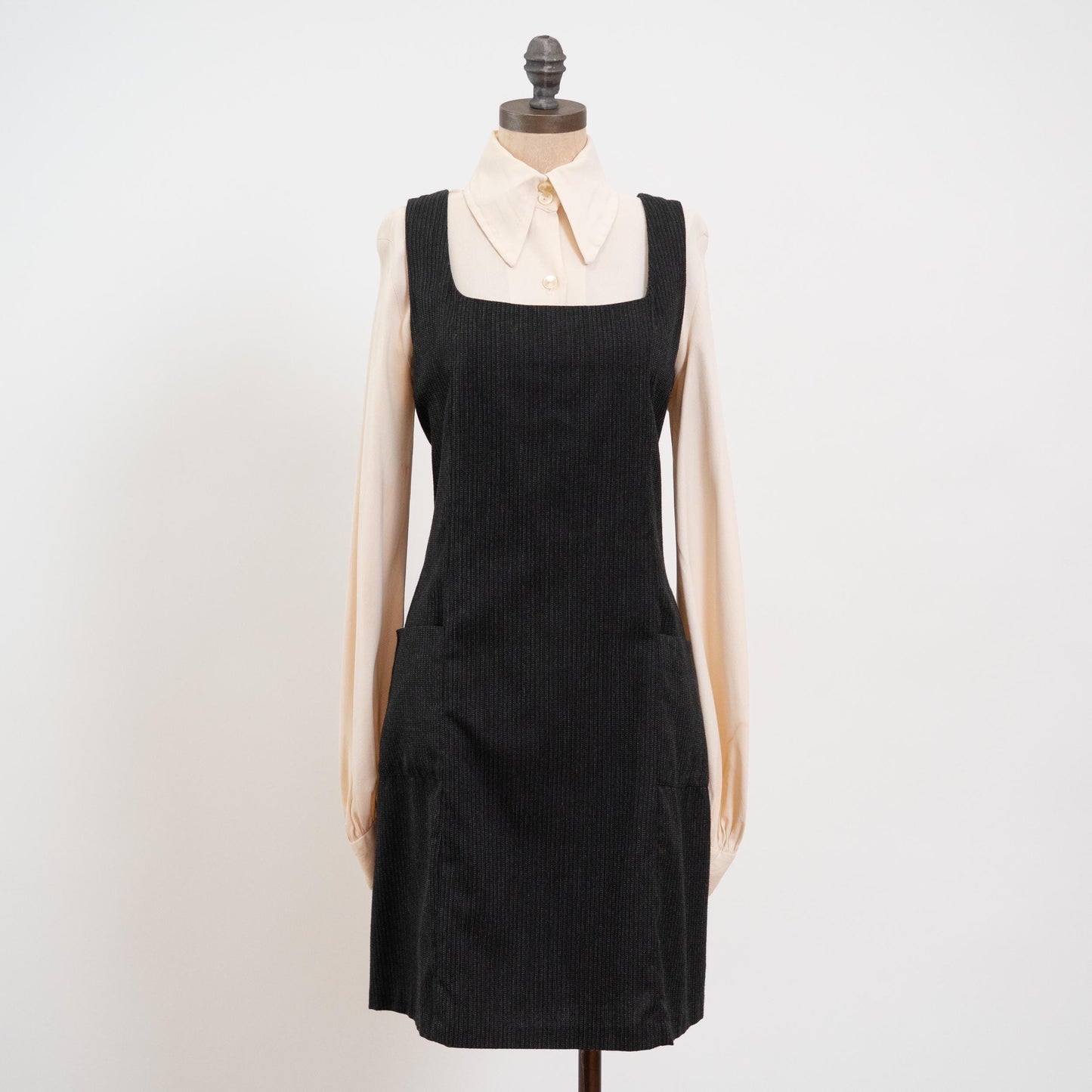 Vintage 90s Charcoal Grey Pinstriped Mini Pinafore Dress - Large to XL | Grunge Sleeveless Fitted Sheath Dress