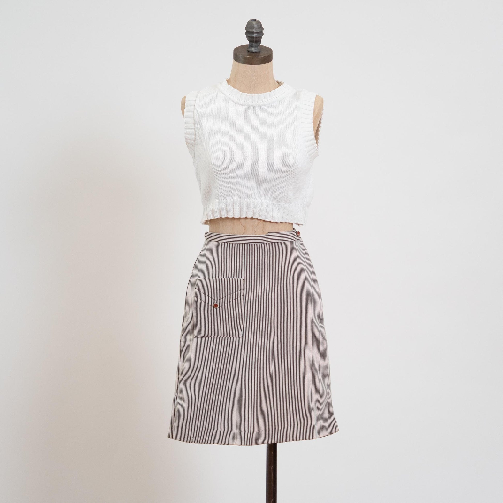Vintage 70s Brown & White Pinstriped Mini Skort - Extra Small, 25" Waist | High Waisted A Line Wrap Skirt