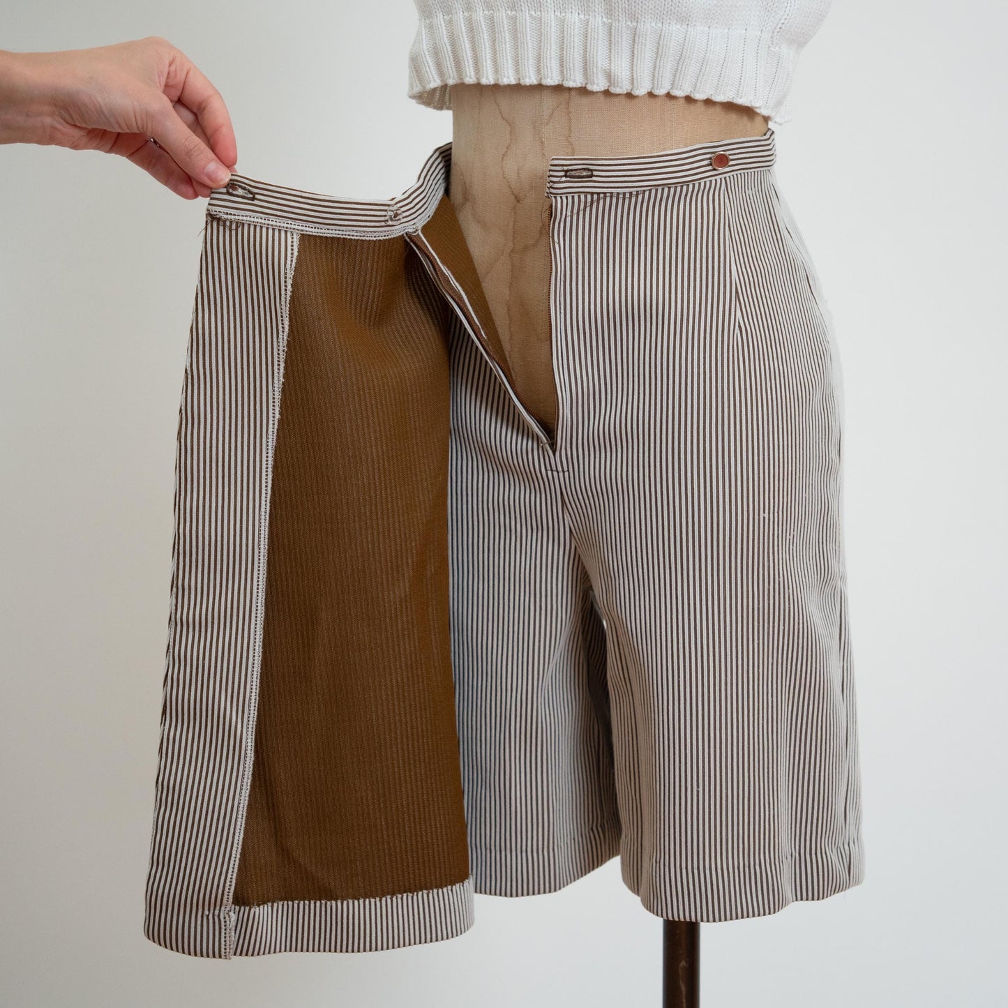 Vintage 70s Brown & White Pinstriped Mini Skort - Extra Small, 25" Waist | High Waisted A Line Wrap Skirt