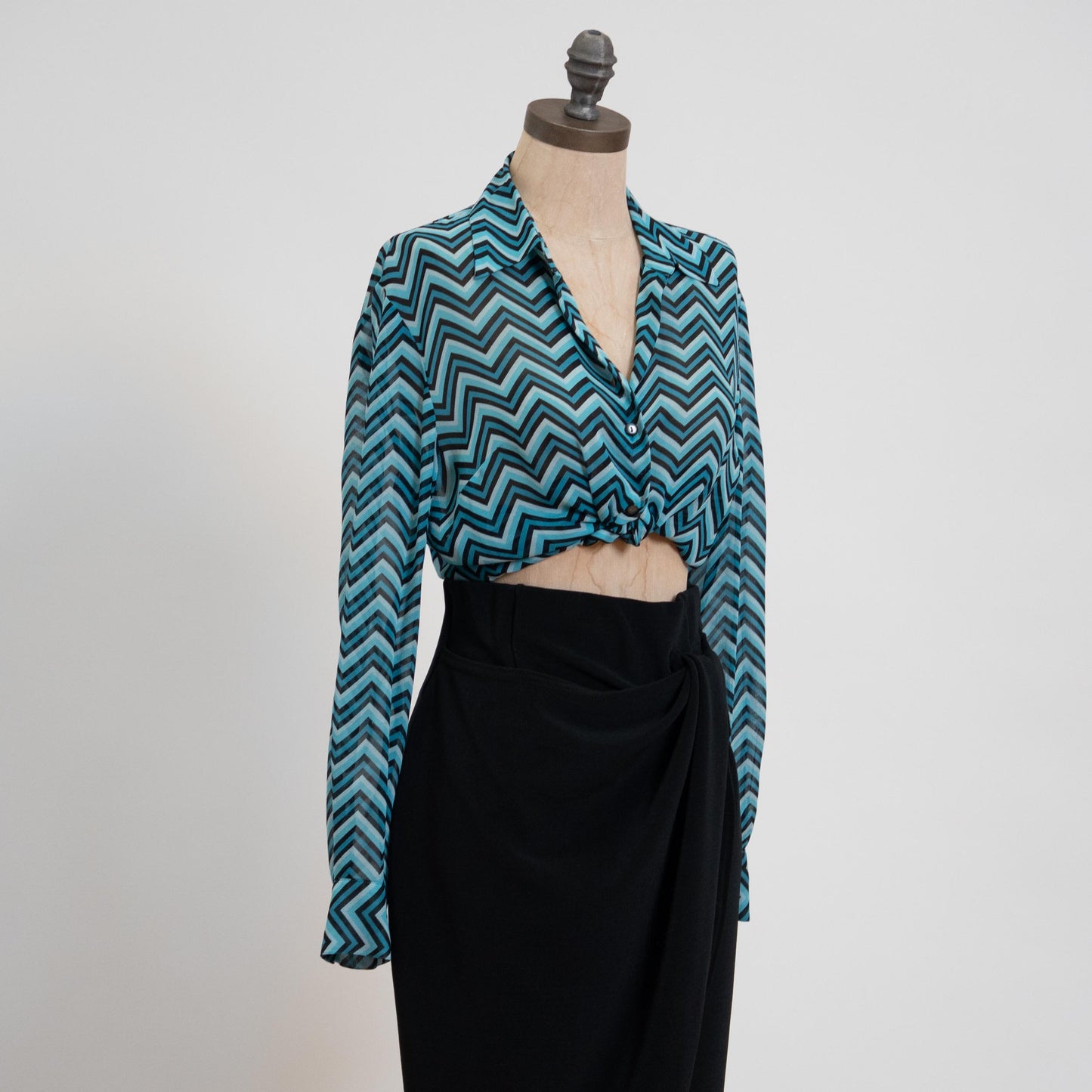 Vintage 90s Silk Chevron Striped Blouse - Medium, Size 8 | Blue Black Long Sleeve Collared Button Up Top