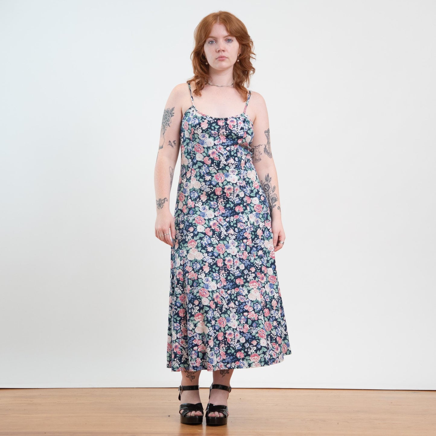 Vintage 90s Floral Strappy Low Back Sundress - Large
