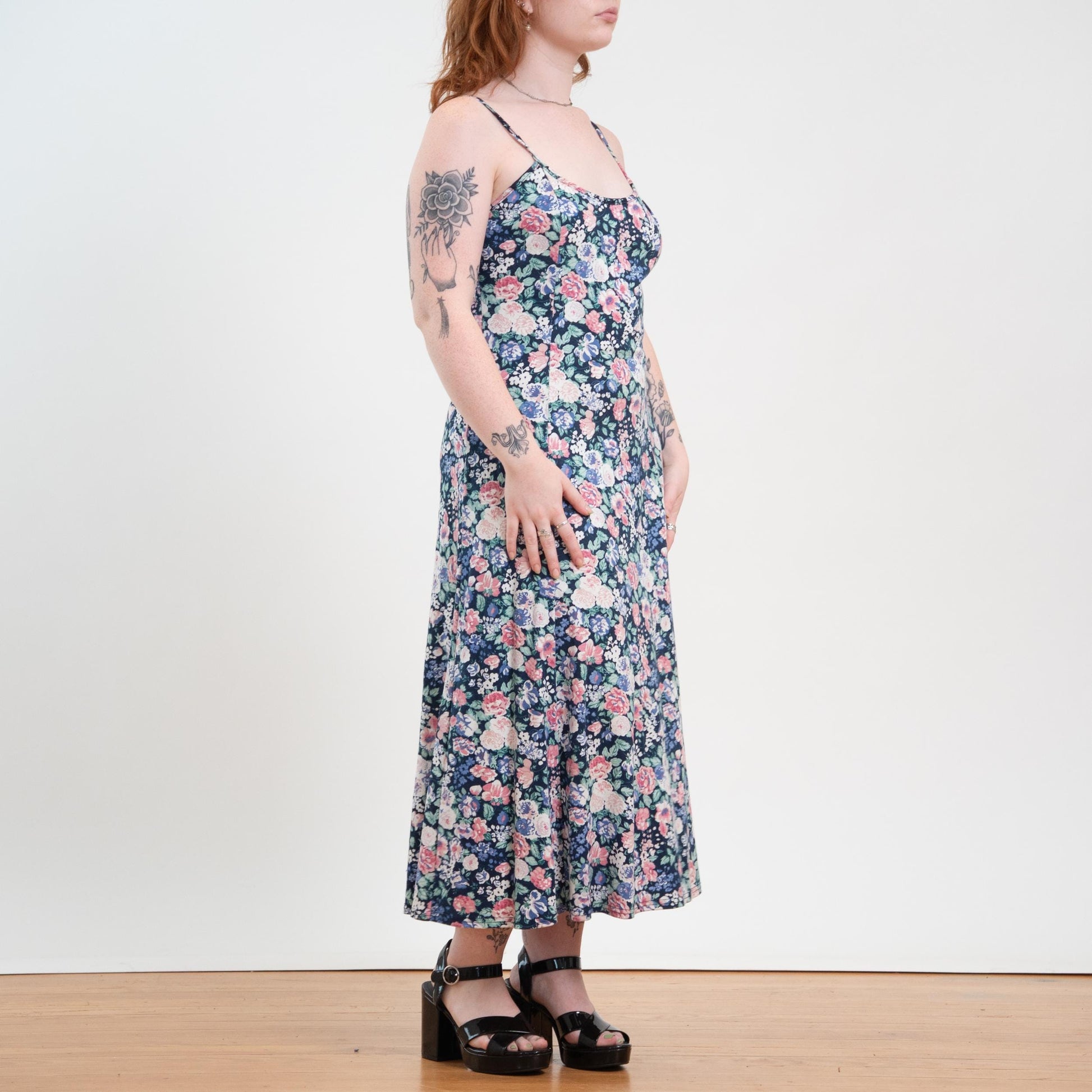 Vintage 90s Floral Strappy Low Back Sundress - Large
