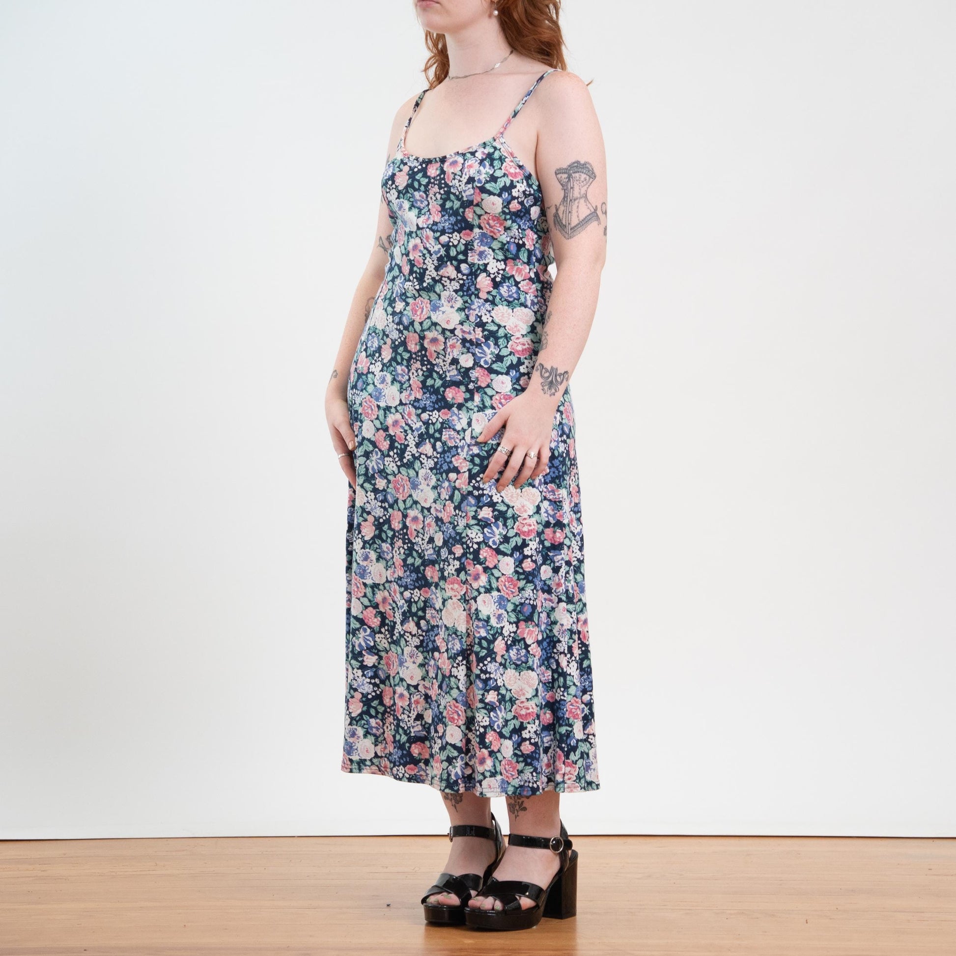 Vintage 90s Floral Strappy Low Back Sundress - Large