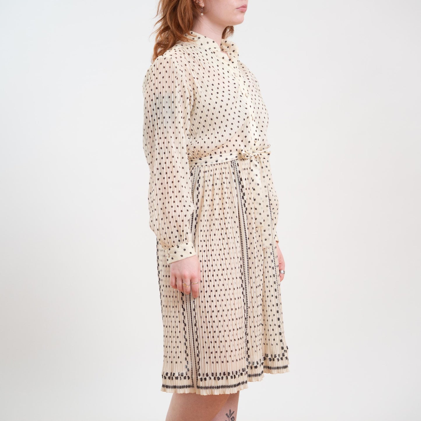 Vintage 70s Hal Ferman Black & White Plisse Floral Shirtdress - Large
