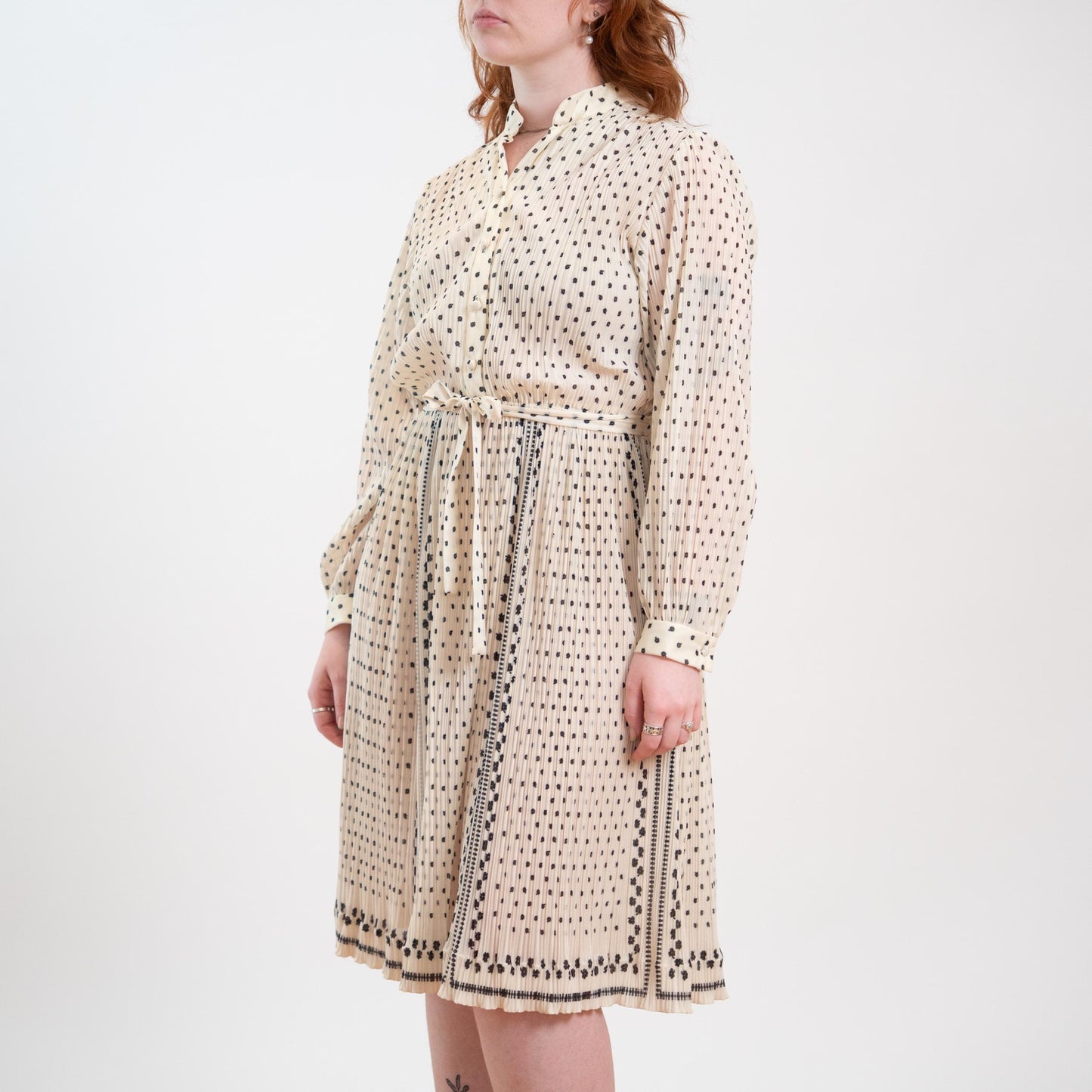 Vintage 70s Hal Ferman Black & White Plisse Floral Shirtdress - Large
