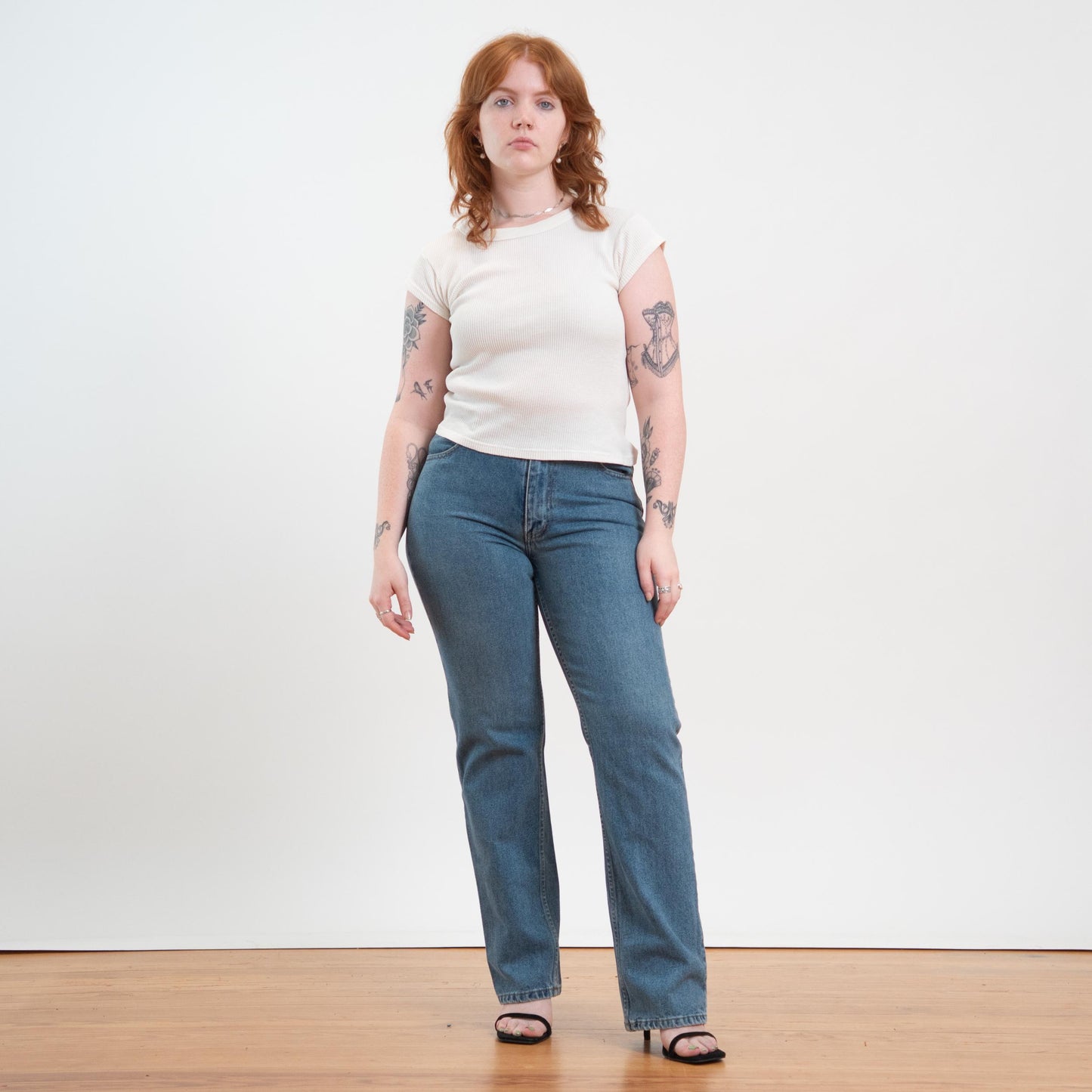 Vintage Y2K Straight Leg Jeans - Medium