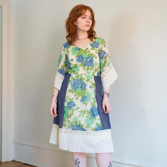 Vintage 70s Floral Patchwork Angel Sleeve Prairie Dress - Medium 