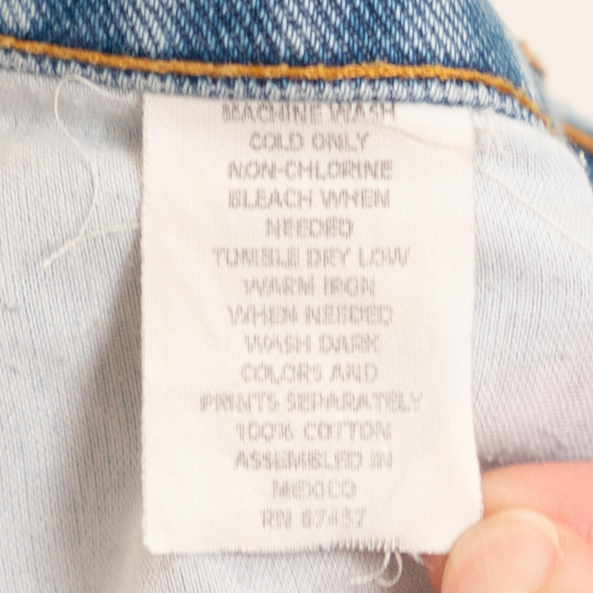Vintage 90s Light Wash High Waisted Jeans - Large Short, 32" Waist