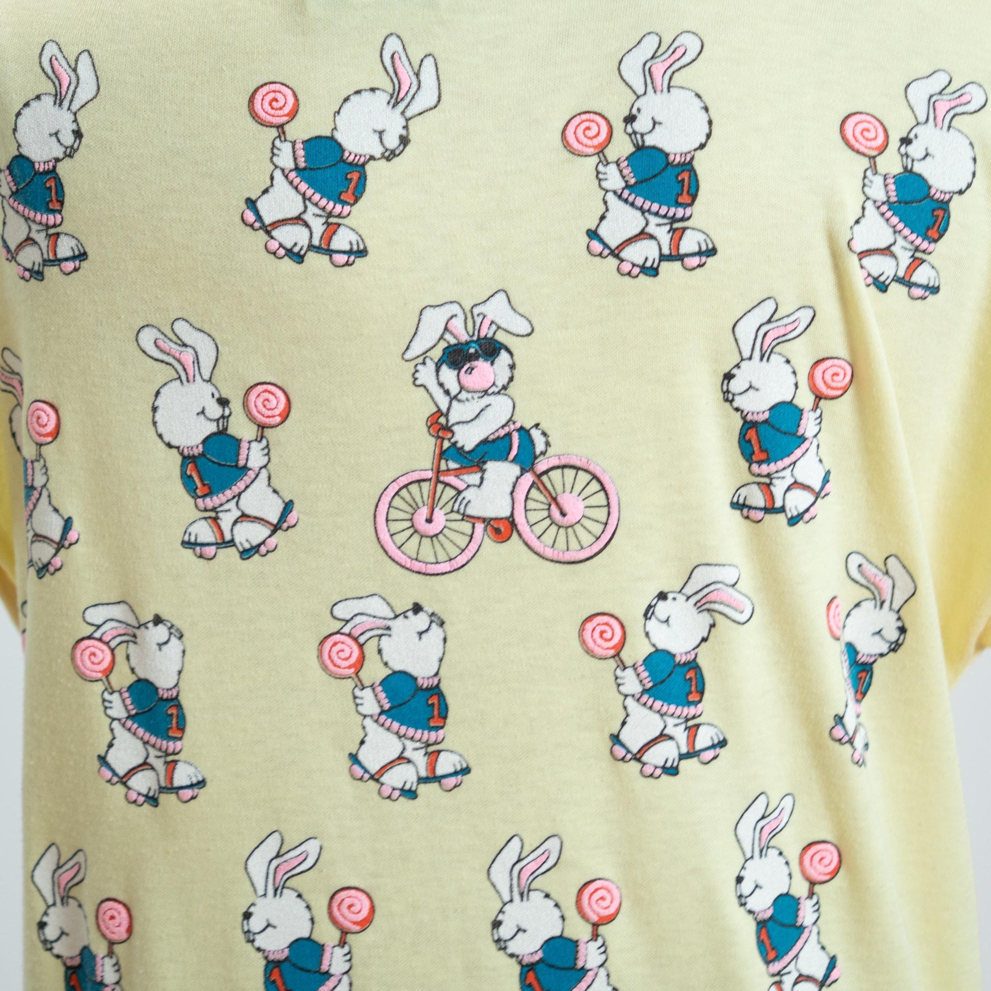 Vintage 80s Cartoon Bunny Novelty Print Shirt - Large