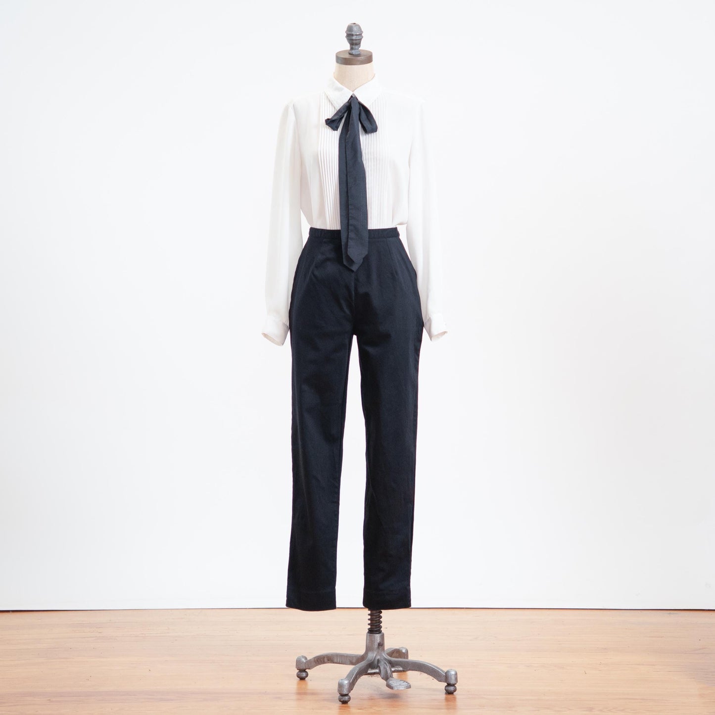 Vintage 90s Black Cigarette Pants - Small, 26" Waist