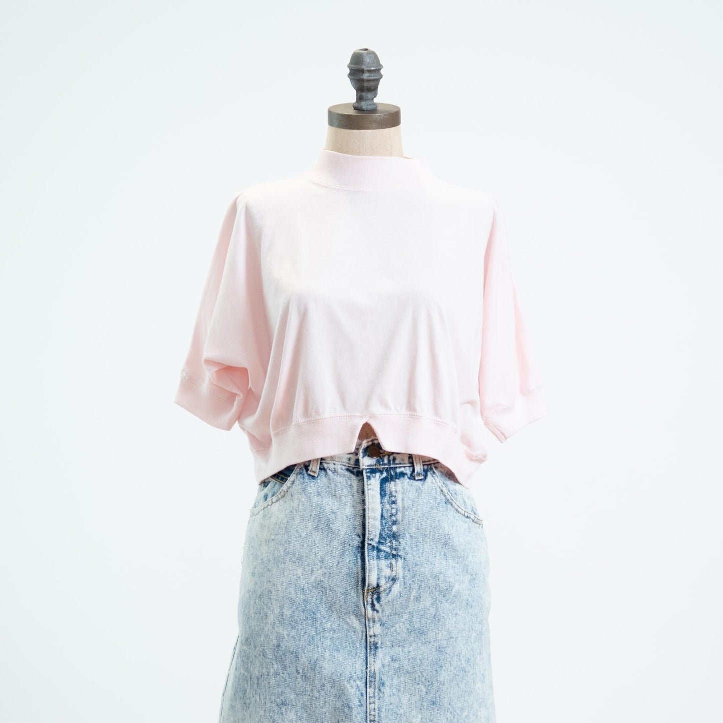 Vintage 80s Pastel Pink Dolman Sleeve Crop Top - Medium