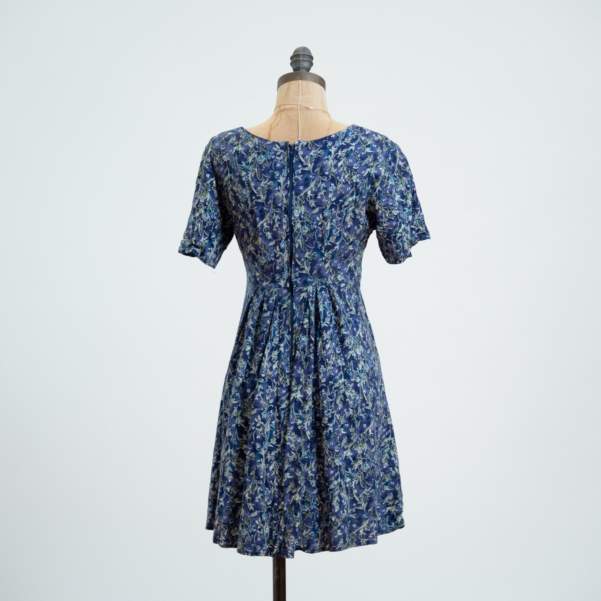 Vintage 90s Blue Floral & Vine Print Babydoll Mini Dress - XS to Small