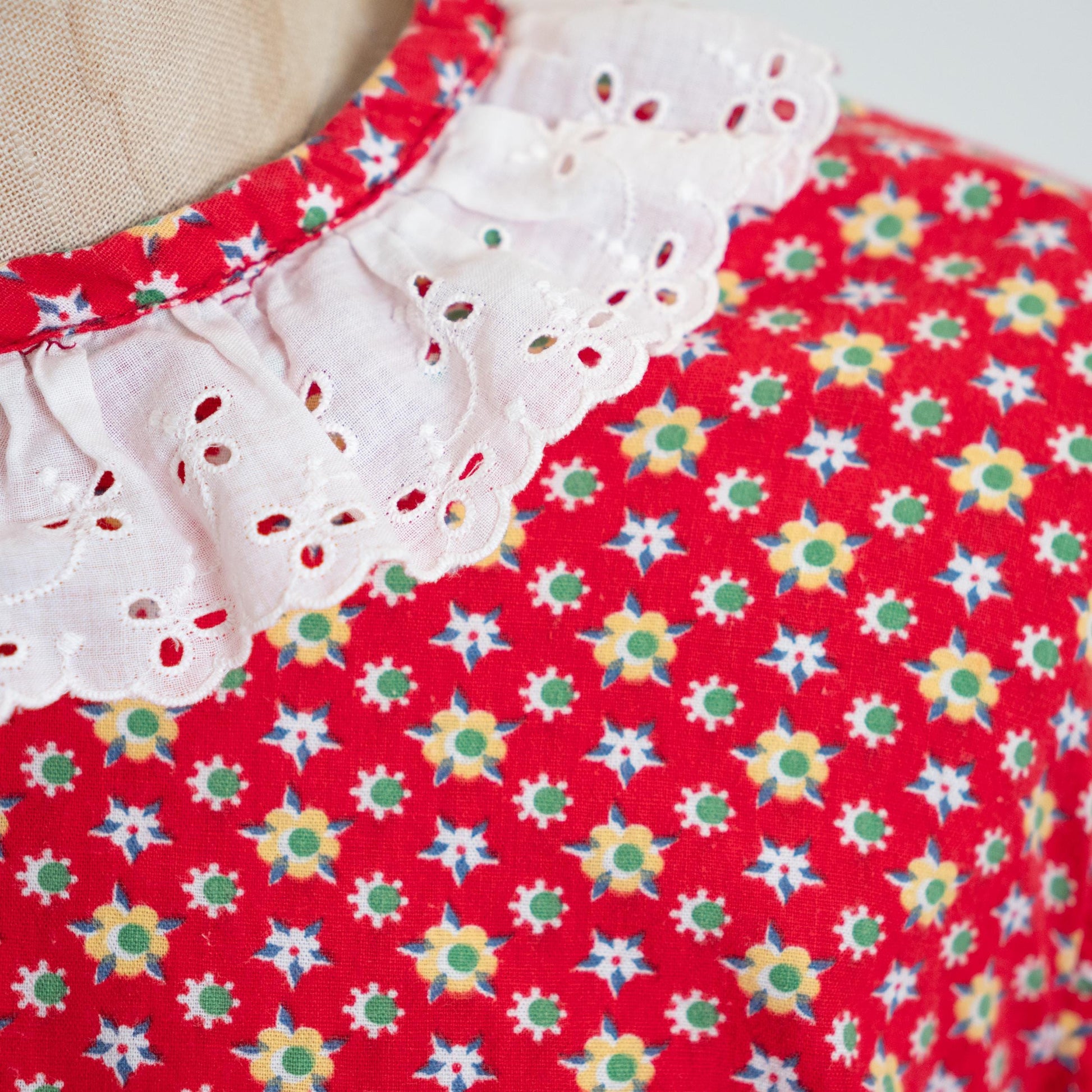 Vintage 60s Red Floral Prairie Collar Tent Dress - Extra Small