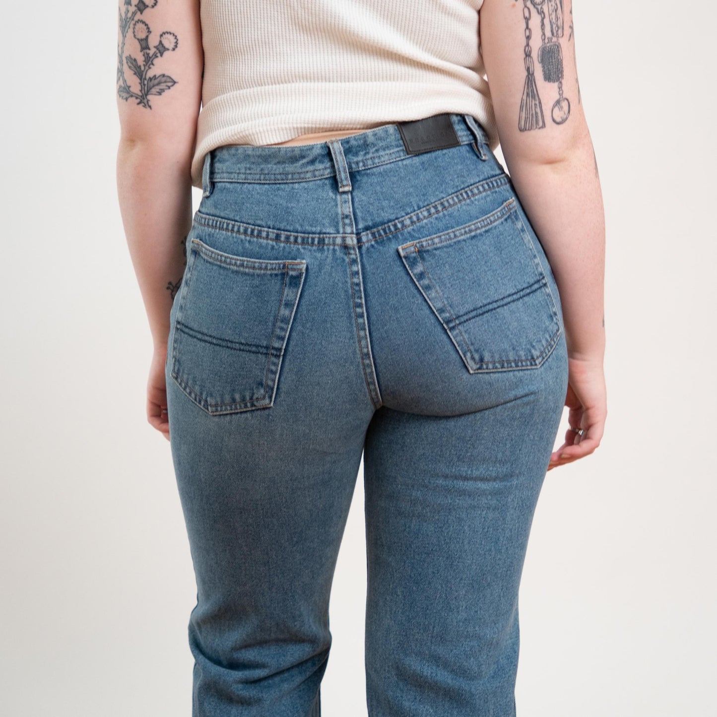 Vintage Y2K Straight Leg Jeans - Medium