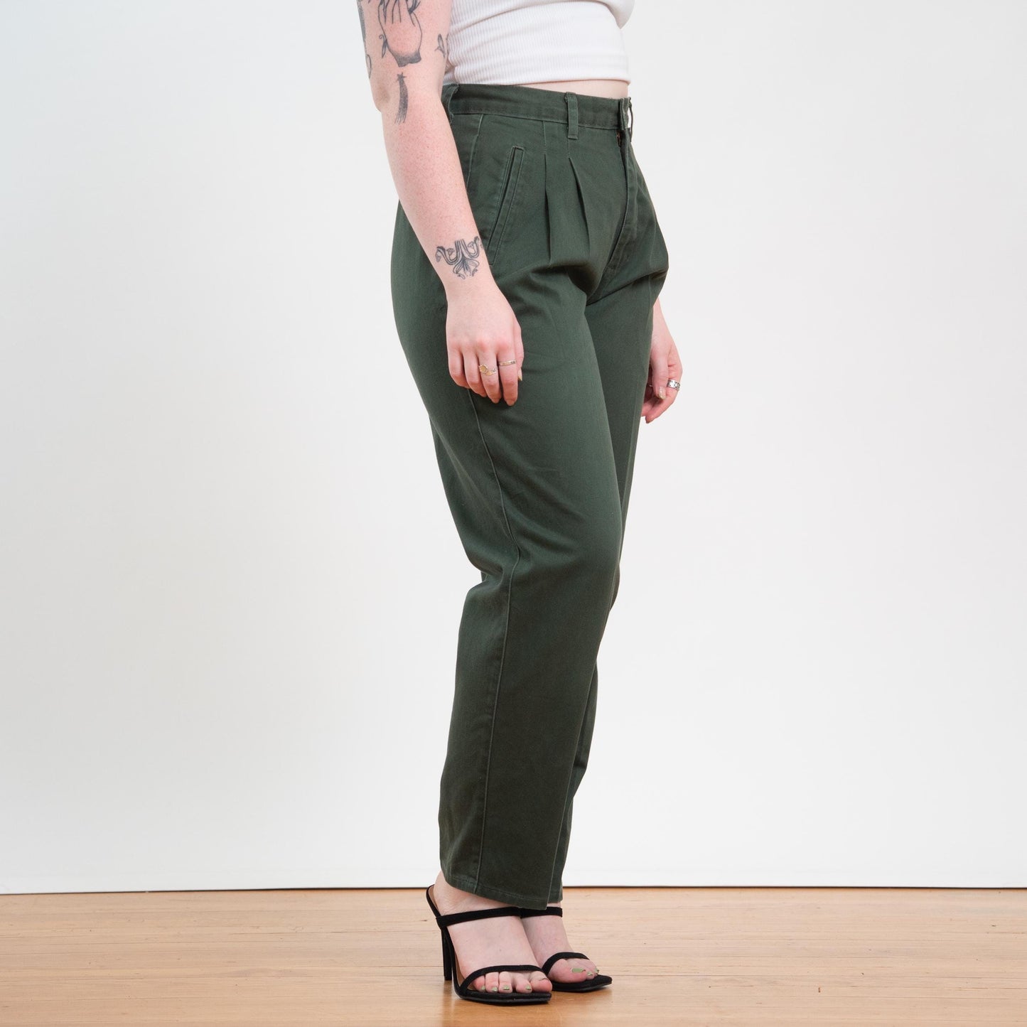 Vintage 90s Army Green Twill Pleated Trousers - Size 11/12, 30" Waist