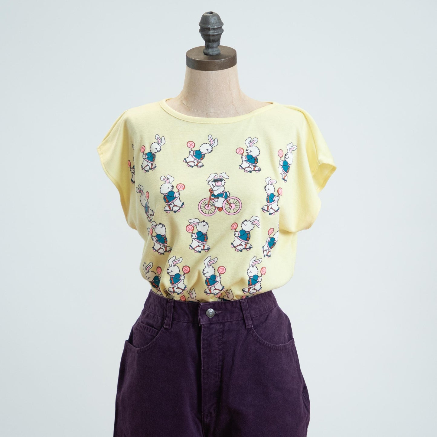 Vintage 80s Cartoon Bunny Novelty Print Shirt - Large