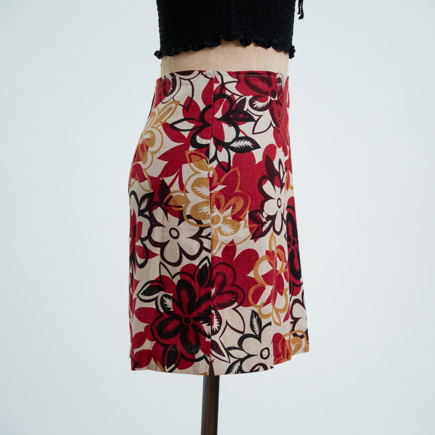 Vintage 90s Tropical Floral Linen Blend Mini Skirt - Small, 27" Waist 