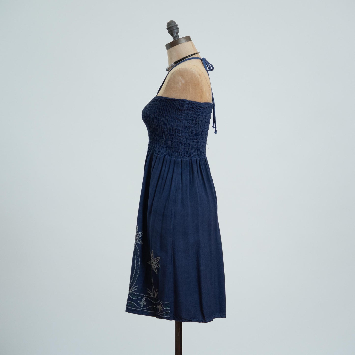 Vintage Y2K Indigo Embroidered Halter Sundress - Medium
