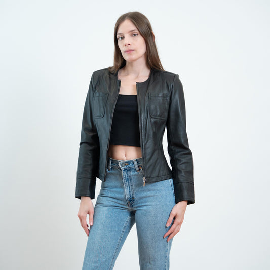 Vintage Y2K Minimalist Black Leather Jacket - Size 6 