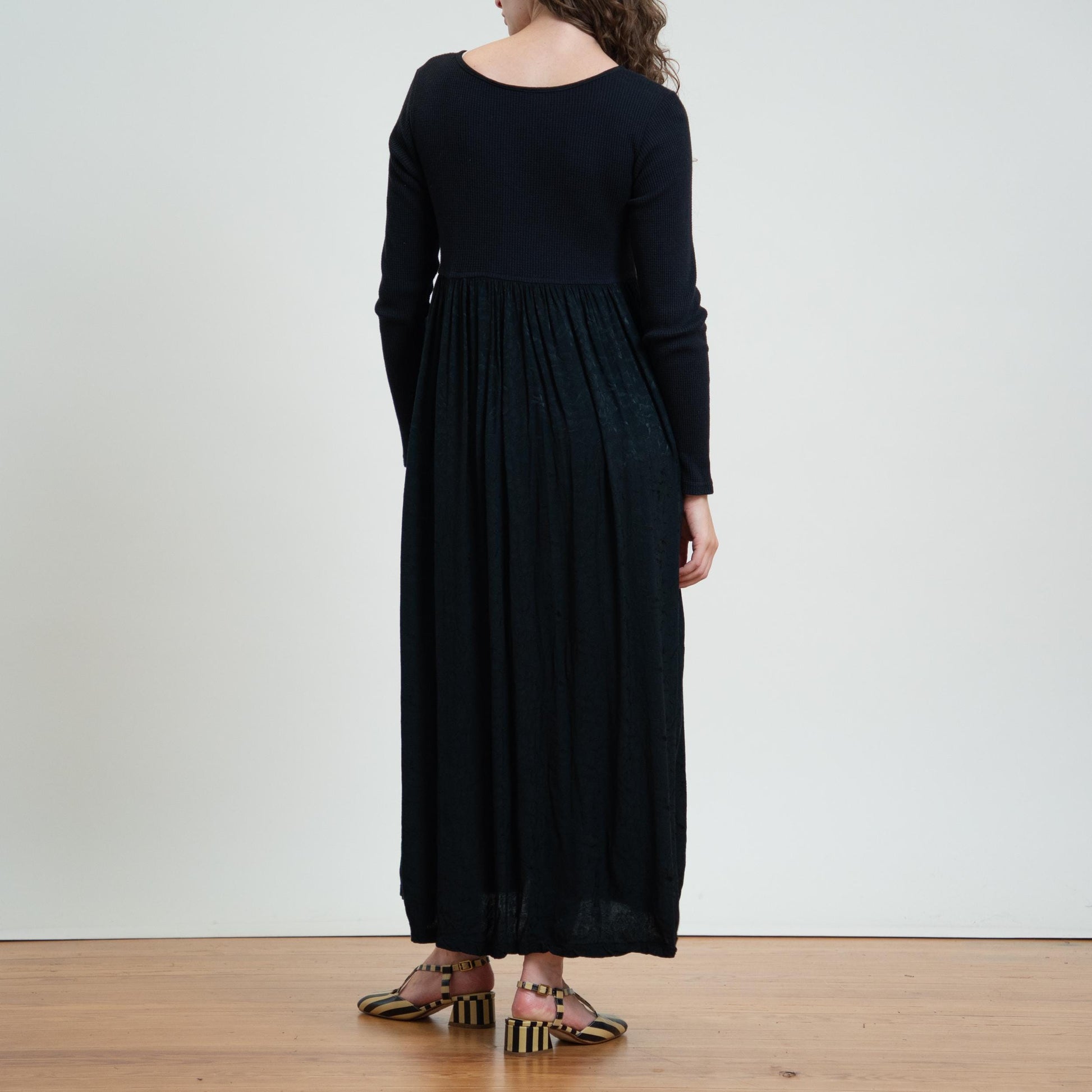 Vintage 90s Witchy Black Hook & Eye Maxi Dress - Large