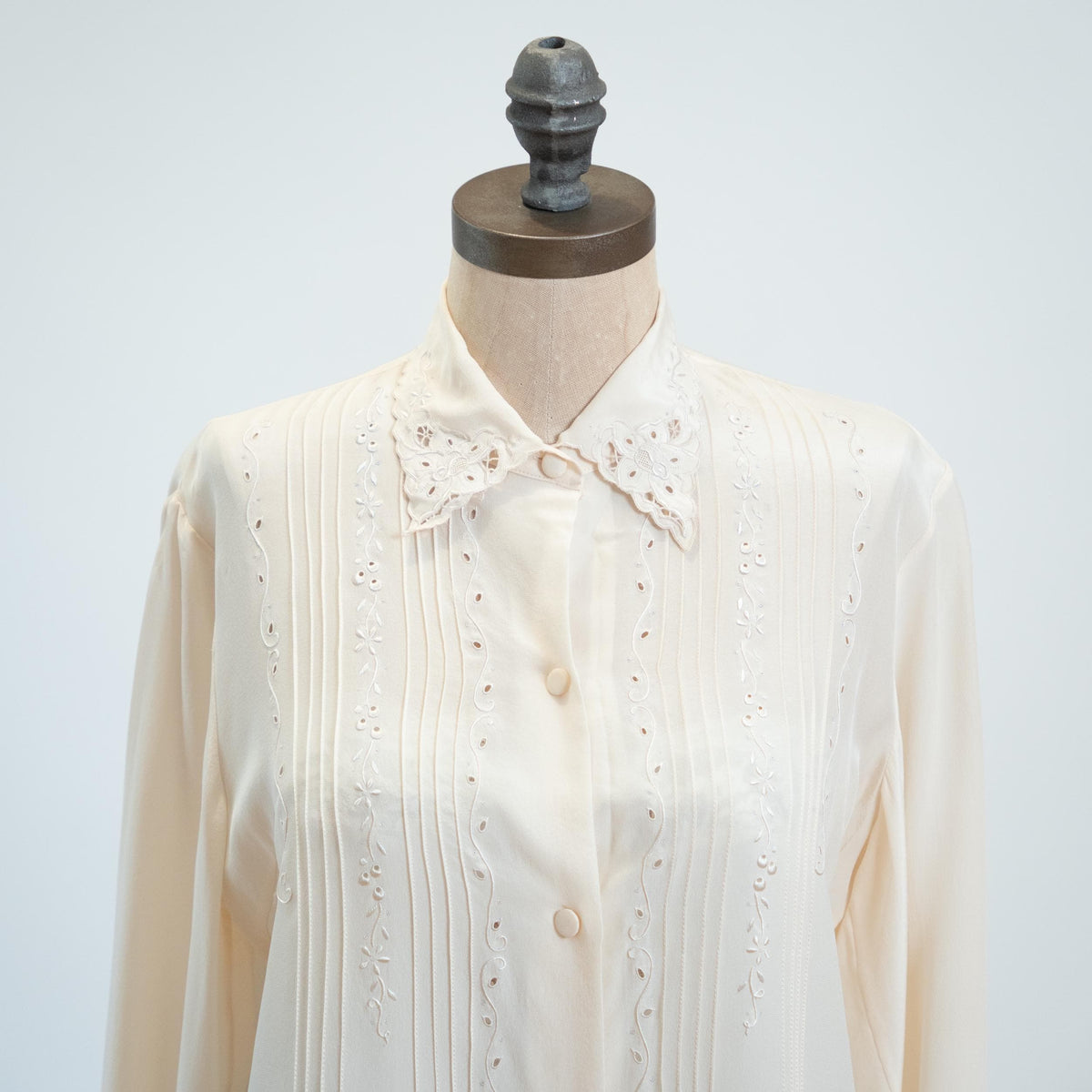 Vintage 70s Ivory Silk Eyelet Blouse - Large | Peony Boho Long Sleeve Button Up Top