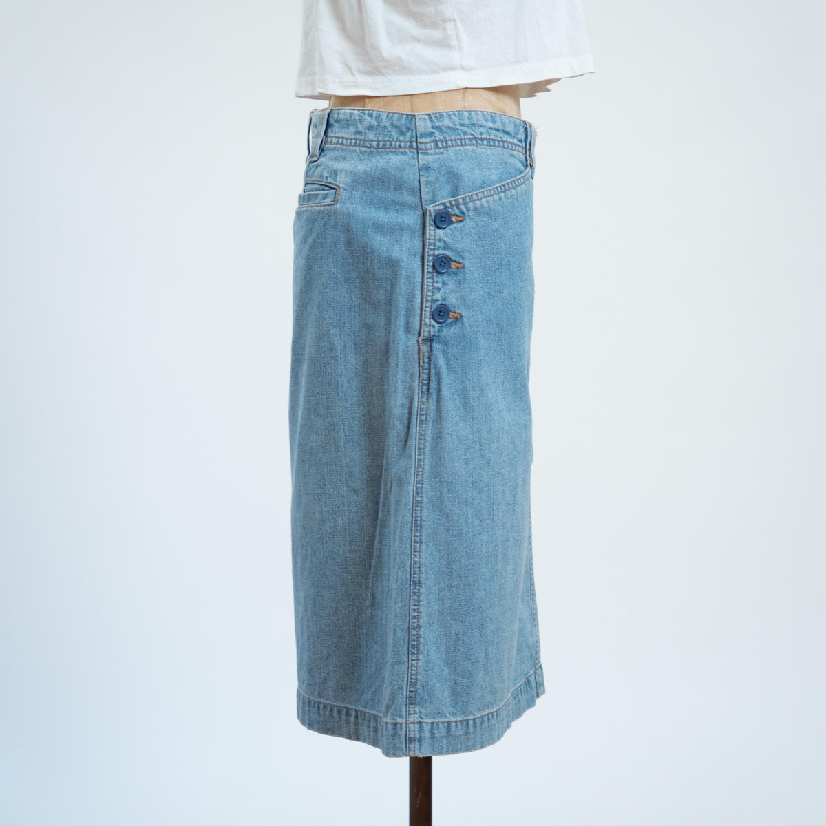 Vintage 90s Denim Side Button Midi Skirt - Large | Light Wash Knee Length Jean Skirt