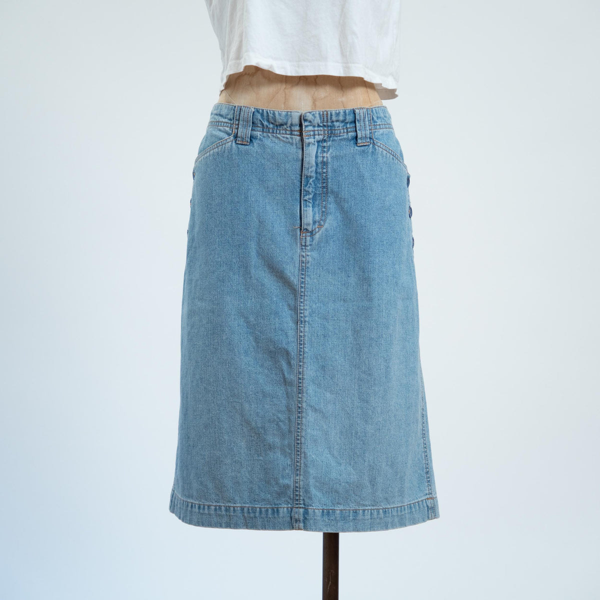 Vintage 90s Denim Side Button Midi Skirt - Large | Light Wash Knee Length Jean Skirt