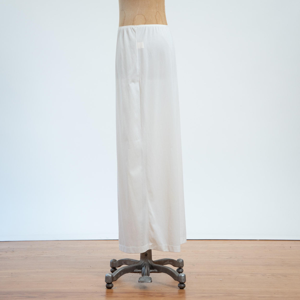Vintage 70s White Maxi Skirt Slip - Medium | Bow Detail Lace Trim Lingerie