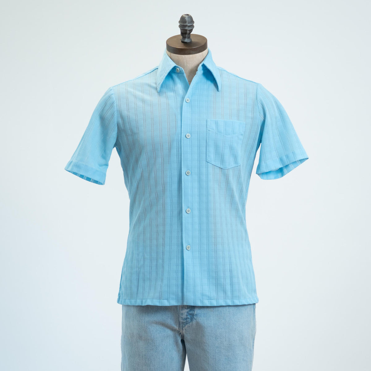Vintage 70s Sky Blue Open Weave Collared Shirt - Medium | Retro Button Up Short Sleeve Rockabilly Top