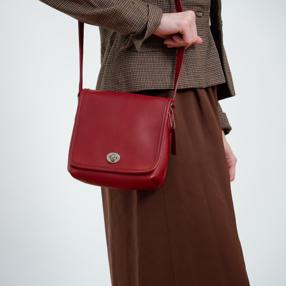 Vintage 90s Coach Red Companion Flap Bag #9076 | Designer Crossbody Purse