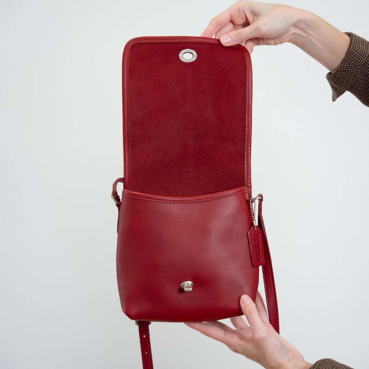 Vintage 90s Coach Red Companion Flap Bag #9076 | Designer Crossbody Purse
