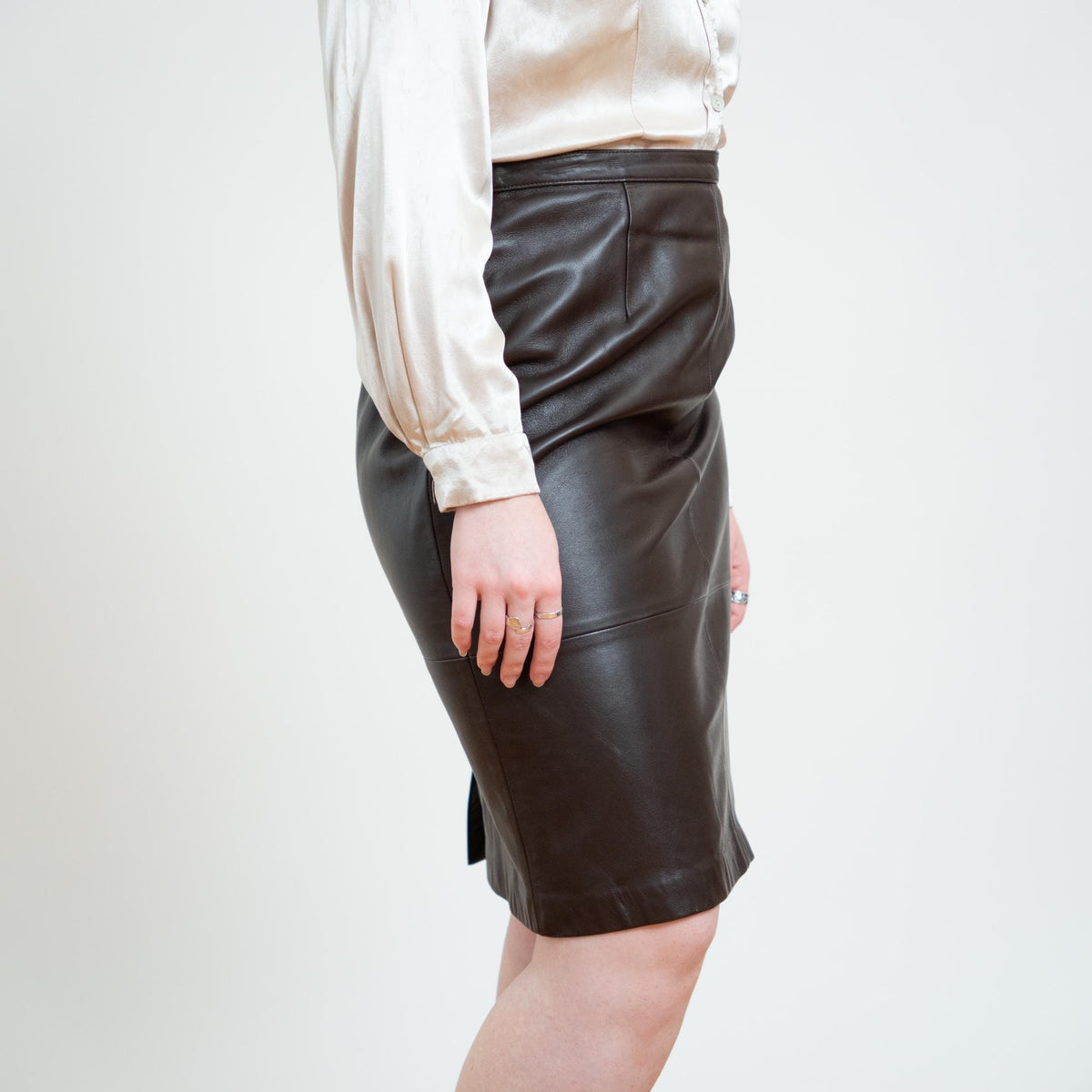 Vintage 90s Espresso Brown Leather Pencil Skirt - Medium, 29" Waist | High Waisted Knee Length Skirt