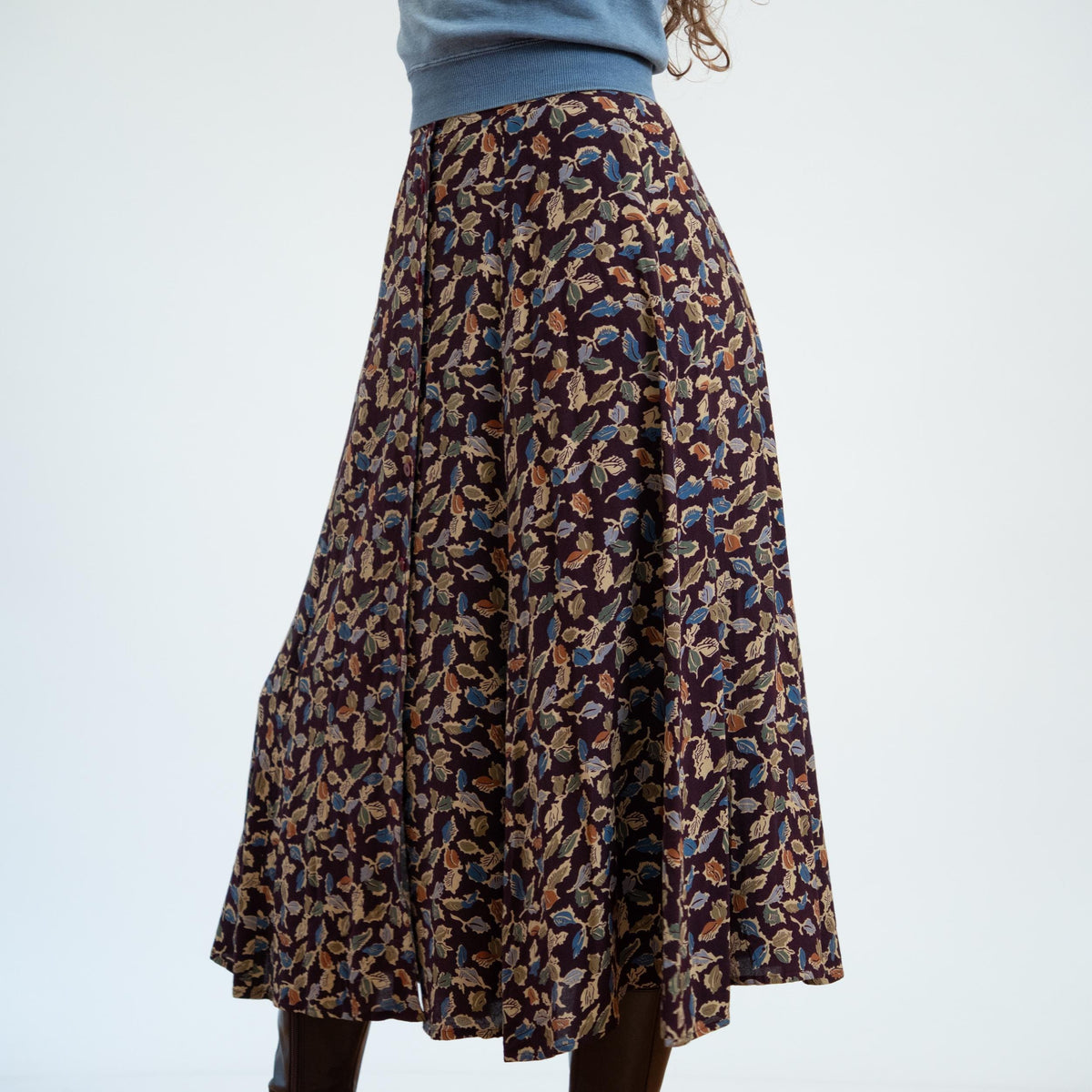 Vintage 90s Autumn Leaves Midi Skirt - Small, 27" Waist | Boho Button Front Rayon Skirt