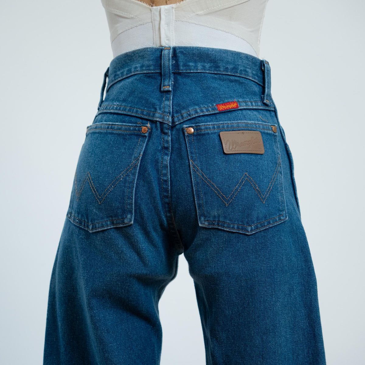 Vintage 90s Wrangler High Waisted Straight Leg Jeans - Extra Small Long, 25" Waist | Denim Western Jeans