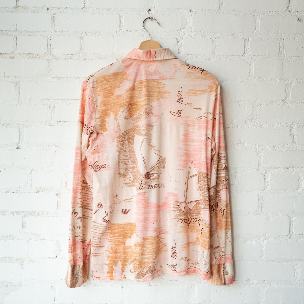 Vintage 70s "La Mer" Novelty Sailboat Print Blouse - Large | Peach Pink Button Up Collared Disco Top