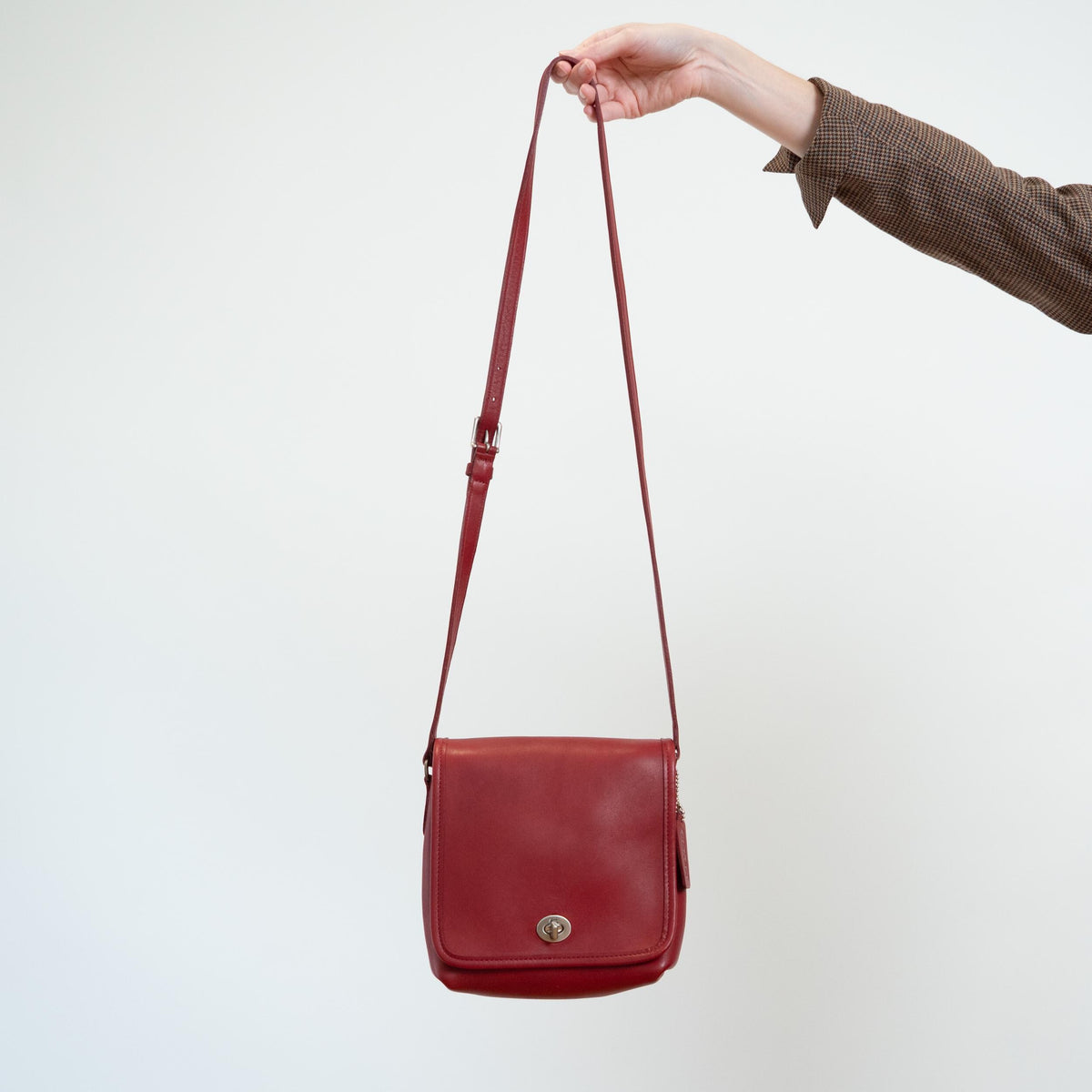Vintage 90s Coach Red Companion Flap Bag #9076 | Designer Crossbody Purse