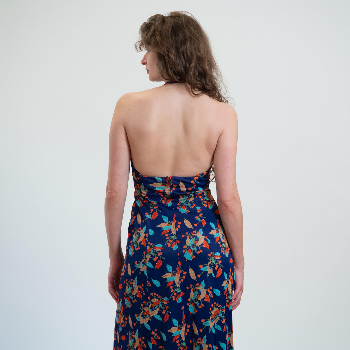Vintage 70s Autumn Leaf Print Halter Maxi Dress - Small | Boho Low Back Disco Sundress