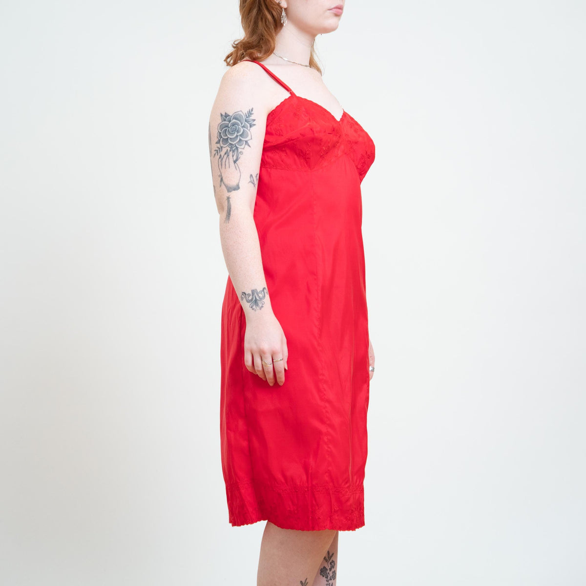Vintage 50s Cherry Red Embroidered Floral Midi Slip - Large | 1950s American Maid Retro Lingerie Dress