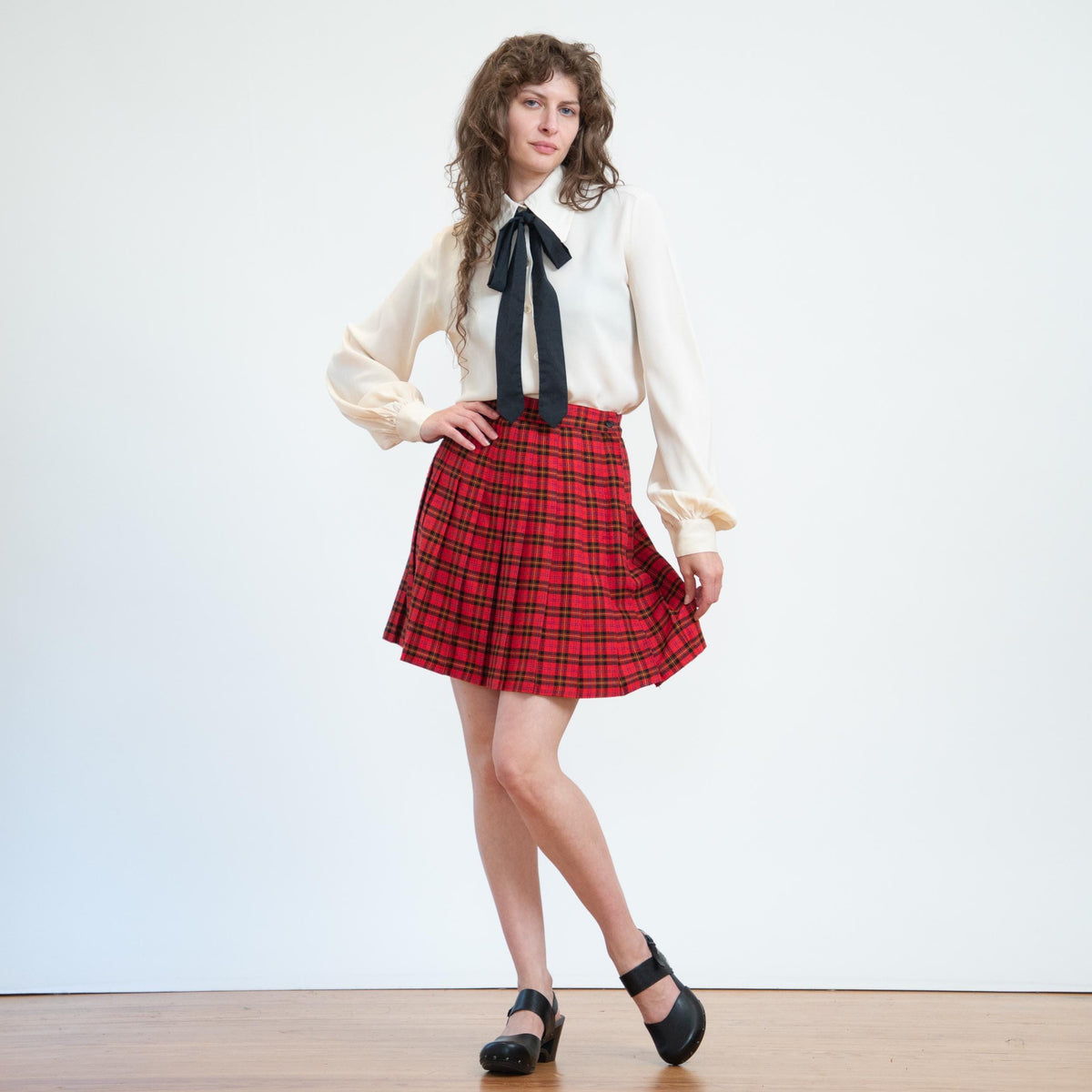 Vintage 90s Red Plaid Schoolgirl Mini Skirt - Medium, 28" Waist | High Waisted Pleated Skirt