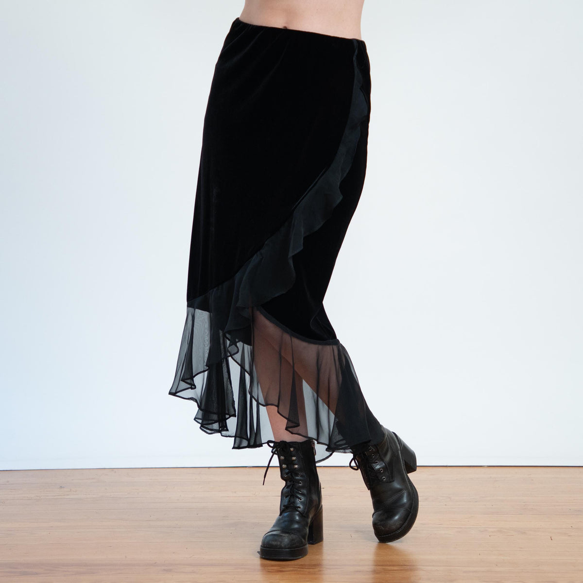 Vintage 90s Black Velvet & Chiffon Fairy Skirt - Medium | Boho Gothic High-Low Midaxi Skirt