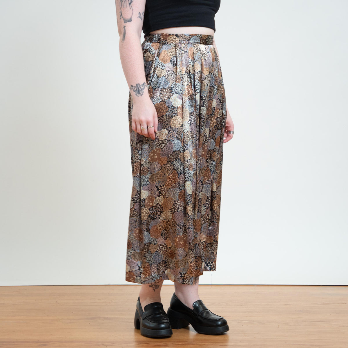 Vintage 80s Tree Print Satin Midi Skirt - Medium | Boho Floral High Waisted Pleated Skirt