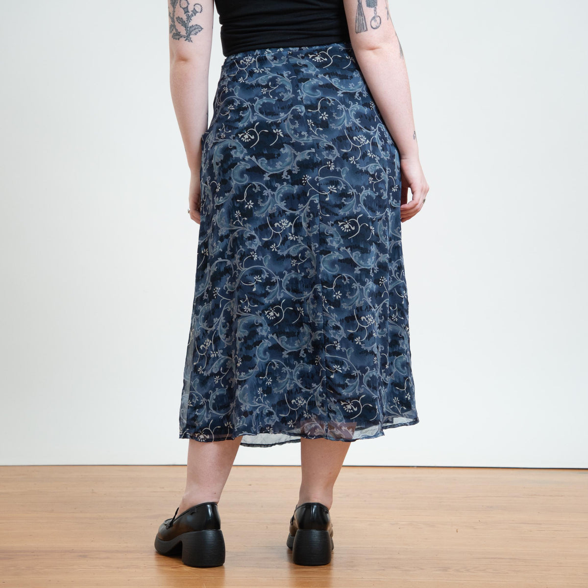 Vintage 90s Blue Floral Vine Print Midi Skirt - Medium to Large | Boho High Waisted A Line Skirt