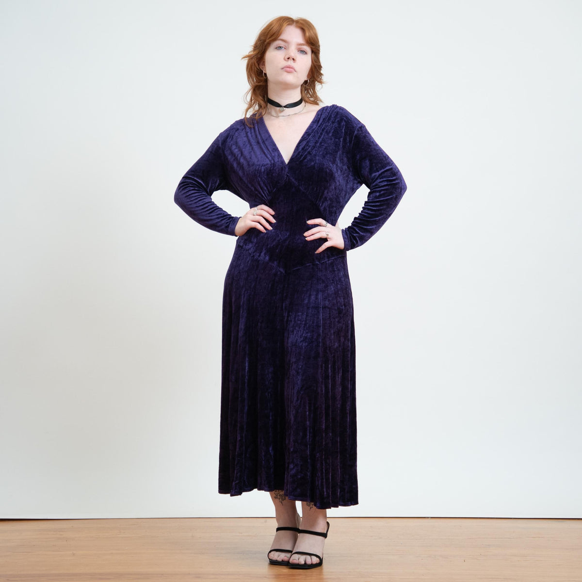 Vintage 90s Does 30s Witchy Royal Purple Crushed Velvet Maxi Dress - Extra Large | V-Neck Long Sleeve Gothic Dress