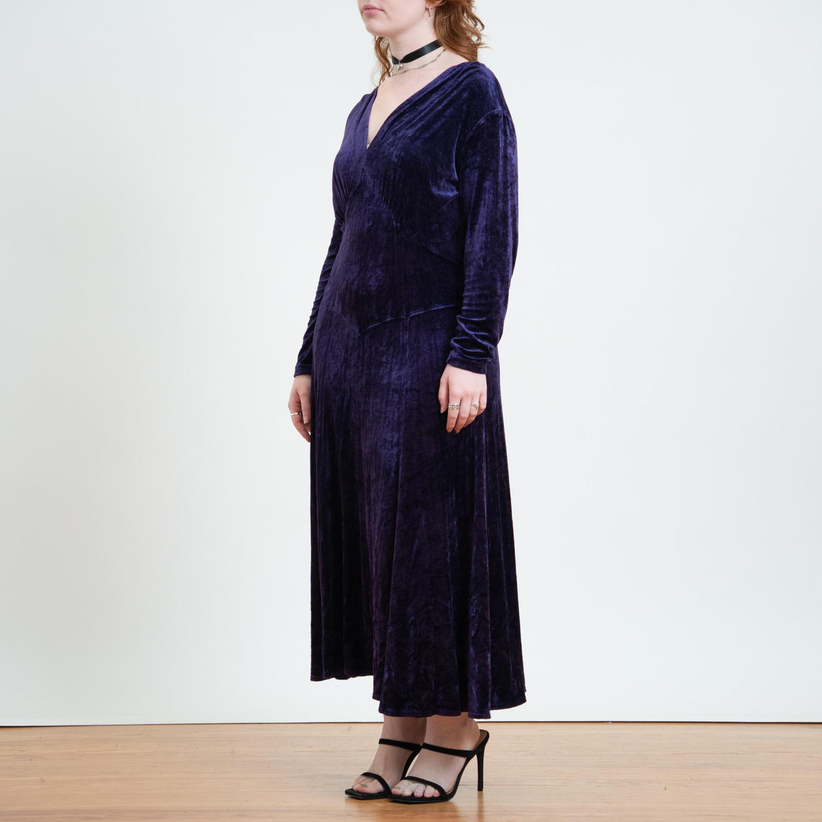 Vintage 90s Does 30s Witchy Royal Purple Crushed Velvet Maxi Dress - Extra Large | V-Neck Long Sleeve Gothic Dress
