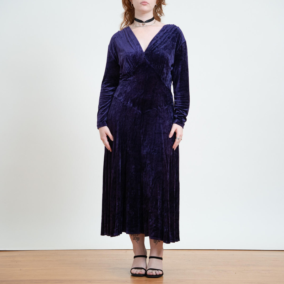 Vintage 90s Does 30s Witchy Royal Purple Crushed Velvet Maxi Dress - Extra Large | V-Neck Long Sleeve Gothic Dress