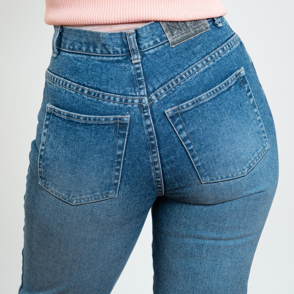 Vintage 90s Y2K Flared Leg Jeans – Medium Tall | Medium Wash High Waisted Long Inseam Jeans