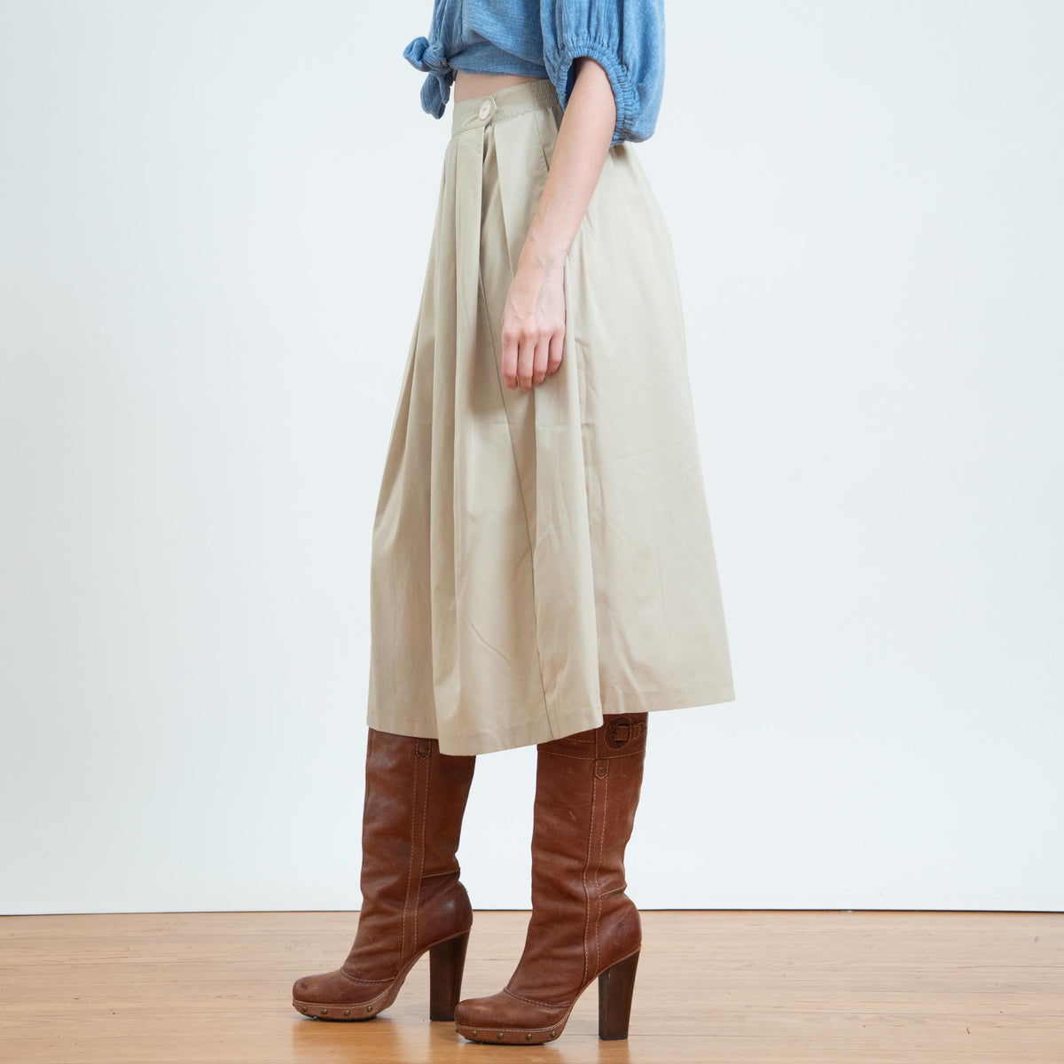 Vintage 80s Khaki Double Breasted Box Pleat Skirt - Small, 26-27" Waist | High Waisted Minimalist Full Pocket Skirt
