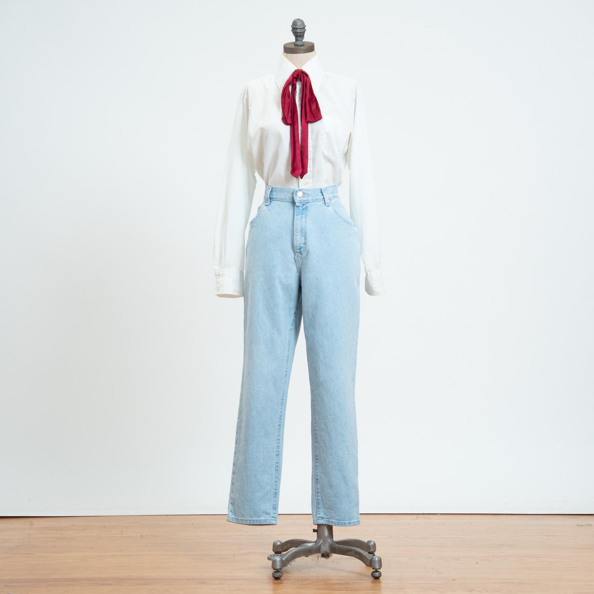 Vintage 90s Lee High Waisted Light Wash Jeans - Medium, 30" Waist | Denim Tapered Leg Mom Jeans